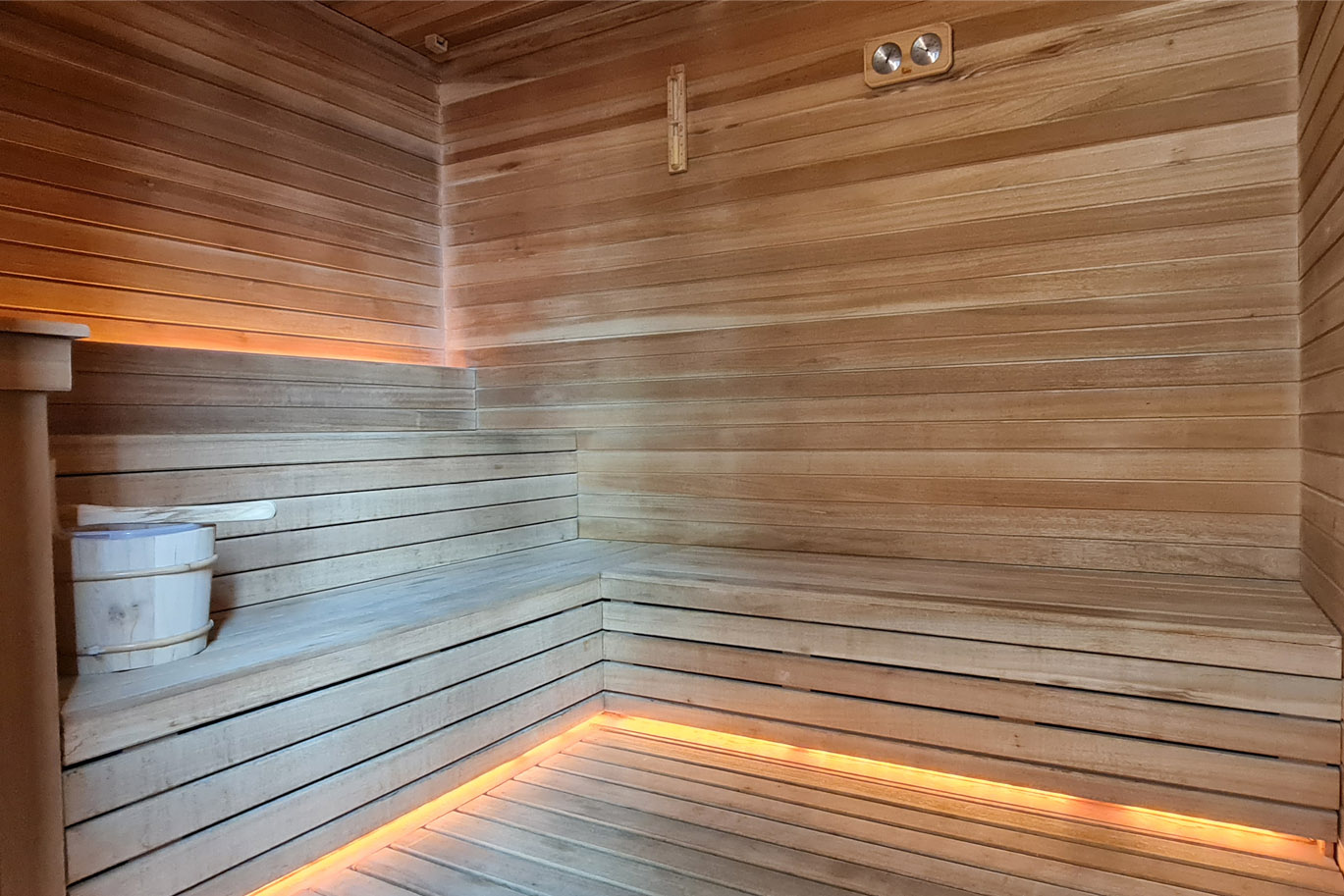 Sauna & Steam Room
